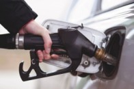 На українських заправках подешевшало пальне