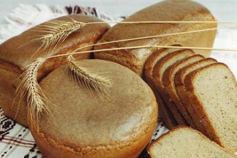 Чому лучани змушені купувати вчорашній хліб