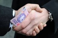 Волинські посадовці «погоріли» на хабарі