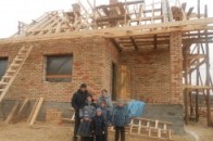 Багатодітній родині на Волині відбудували згорілий будинок ФОТО