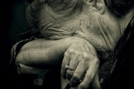 У пенсіонерки з Волині відібрали 9 тисяч гривень