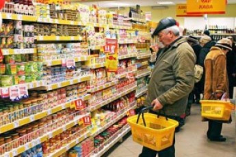 За рік в Україні найбільше подорожчала комуналка, бензин і ліки