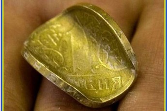Експерти назвали суму, яка врятує Україну від дефолту в 2015 році