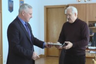 Нововолинського волонтера нагородили подякою від голови Волинської ОДА