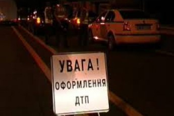 Аварія у Луцьку: «Шкода» врізалася у стовп, водій - у комі