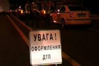 Аварія у Луцьку: «Шкода» врізалася у стовп, водій - у комі