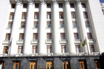 Президент ветував мораторій на стягнення майна за валютні кредити