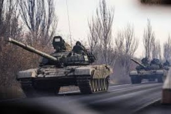 В Горлівці виявили 3-кілометрову колону танків бойовиків