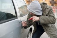 У волинянина з подвір’я поцупили автівку