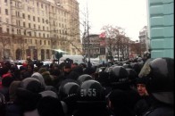 У Харкові пікетують міськраду: в хід пішли димові шашки ВІДЕО