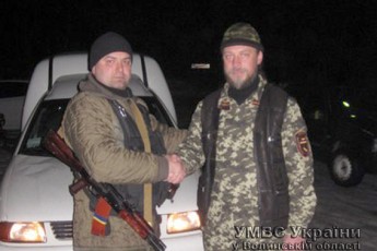 Оперативників на сході відвідав священик-волонтер з Волині
