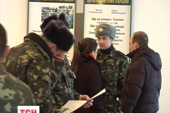 Військові попередили, що ухилянтів від мобілізації заноситимуть до «чорного списку» ВІДЕО