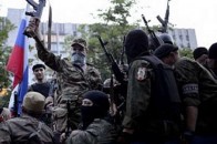 Ватажок бойовиків на колінах просив вибачення у поранених за втрати, - ЗМІ