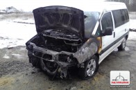 Вночі під Луцьком горіло дві автівки