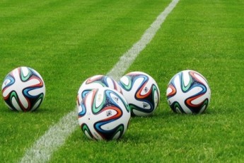 «Волинь» впевнено перемагає на відкритій зимовій першості Рівного