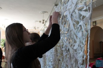 Маскувальні сітки для АТО готують волинські школярі ФОТО