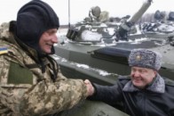 Порошенко готовий оголосити воєнний стан по всій країні
