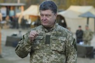 Порошенко відзначив державною нагородою волинського воїна