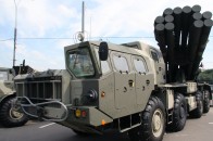 Вночі в Україну вторглася потужна колона військової техніки