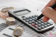 Кабмін заклав у бюджет курс 21,7 гривень за долар