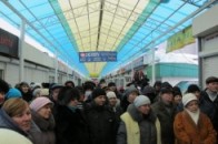 Луцькі депутати хочуть «забрати» ринки від рук посередника