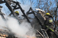 Пожежа поблизу Луцька: спалахнула господарська будівля ВІДЕО