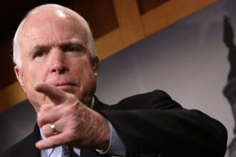 Сенатори США закликали посилити санкції проти Росії після Дебальцевого