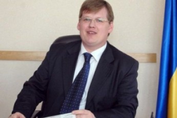 Суддям і нардепам доведеться обирати між зарплатнею і пенсією