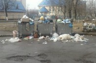 У Луцьку перестали вивозити сміття через високі ціни на пальне