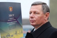 Романюк «відчитався» під замовні аплодисменти. Як Луцький мер звітував за рік своєї роботи