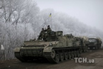 Порошенко нагородив 340 бійців АТО, серед яких десятки захисників Дебальцевого