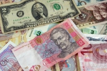 Гривня на міжбанку зміцнилася до 27,50 за долар