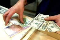 Долар на міжбанку продовжує дешевшати
