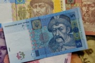 НБУ укріпив гривню на 90 копійок: свіжі курси валют
