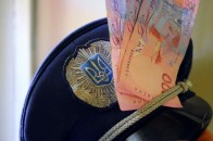 На Волині інспектор КВІ організував бізнес на засуджених