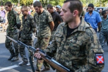 В ООН назвали «парад військовополонених» у Донецьку військовим злочином