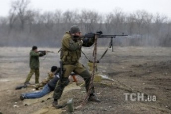 В зоні АТО активізувалися снайпери бойовиків, за добу убитий один військовий