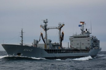 Бойові кораблі НАТО проводять навчання у Чорному морі ФОТО