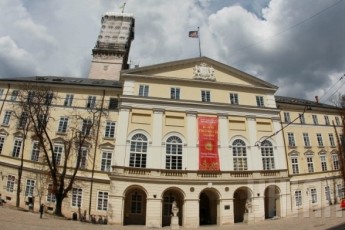 Реєструвати нерухомість та бізнес в Україні хочуть по-новому