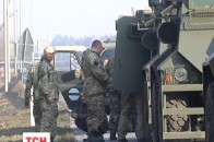 Під Києвом розбилася колона броньовиків «Саксон», один військовий загинув ВІДЕО