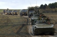 НАТО фіксує перекидання на Донбас російських танків та зброї