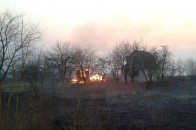 Через дитячі пустощі на Волині згоріла дача