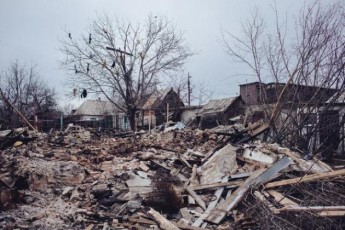 Зруйнований російськими окупантами Вуглегірськ - ФОТОРЕПОРТАЖ