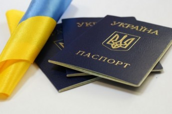 Посібників тероризму позбавлятимуть громадянства