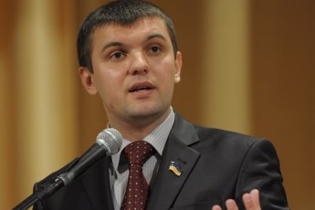 Нардеп Ігор Гузь виписував фальшиві «ксиви» своїм помічникам?