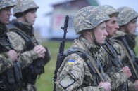 Демобілізованих хочуть зобов'язати служити у військовому резерві