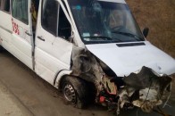 На Львівщині «Mercedes» влетів у відбійник: серед постраждалих є волиняни ФОТО