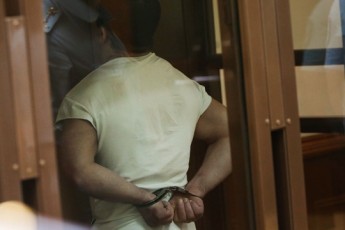 На Волині засудили біженку-рецидивістку, яка напала з ножем на лікаря