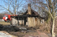 Поблизу Луцька горіла будівля ФОТО