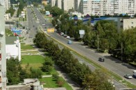 У Луцьку мешканці багатоповерхівки «воюють» з підприємцем через магазин